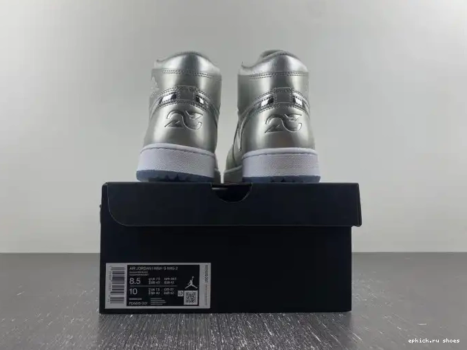 Rep Jordan Giving Air FD6815-001 1 High Golf Gift 0617